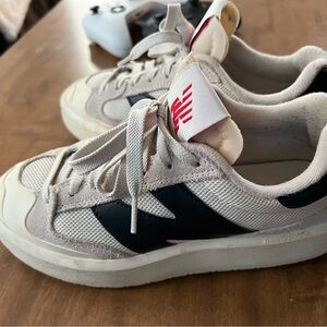 New balance shoes